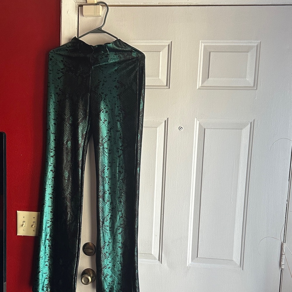 JLUXLABEL Shimmering Green Pants
